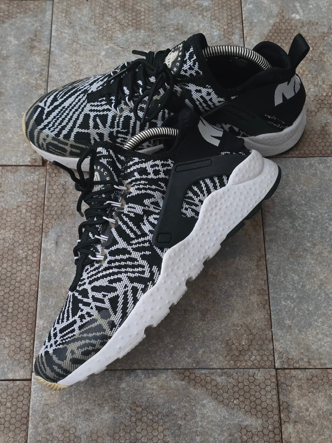 (235)나이키 에어 허라취 런 울트라 자카드 상품이미지2