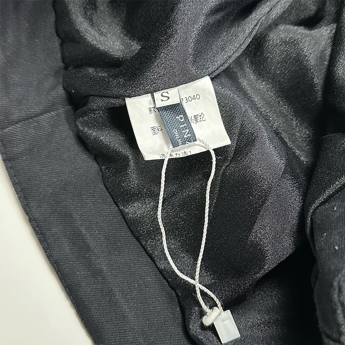 핀지코 아일릿 절개 미니스커트 상품이미지3