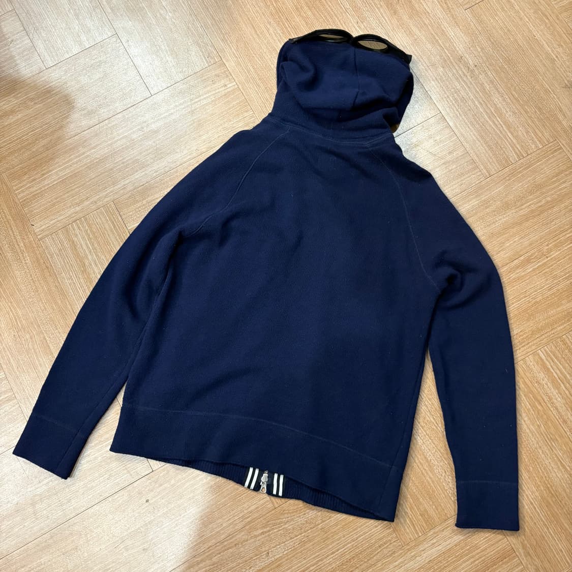 씨피컴퍼니 네이비 고글 3 투웨이 지퍼 후디 자켓 상품이미지5