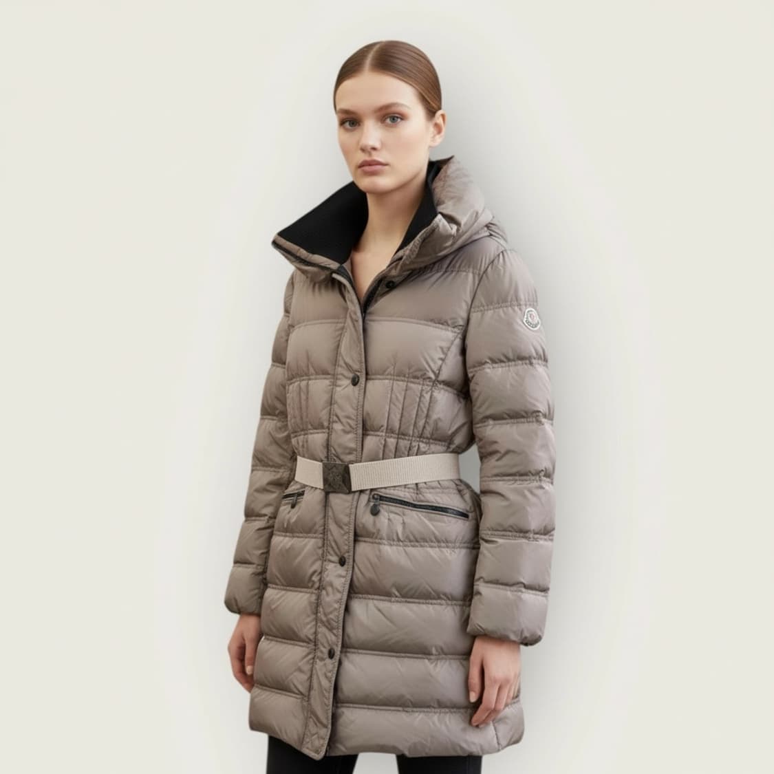 1/ 몽클레어 벨티드 와펜 구스다운 롱패딩 상품이미지1