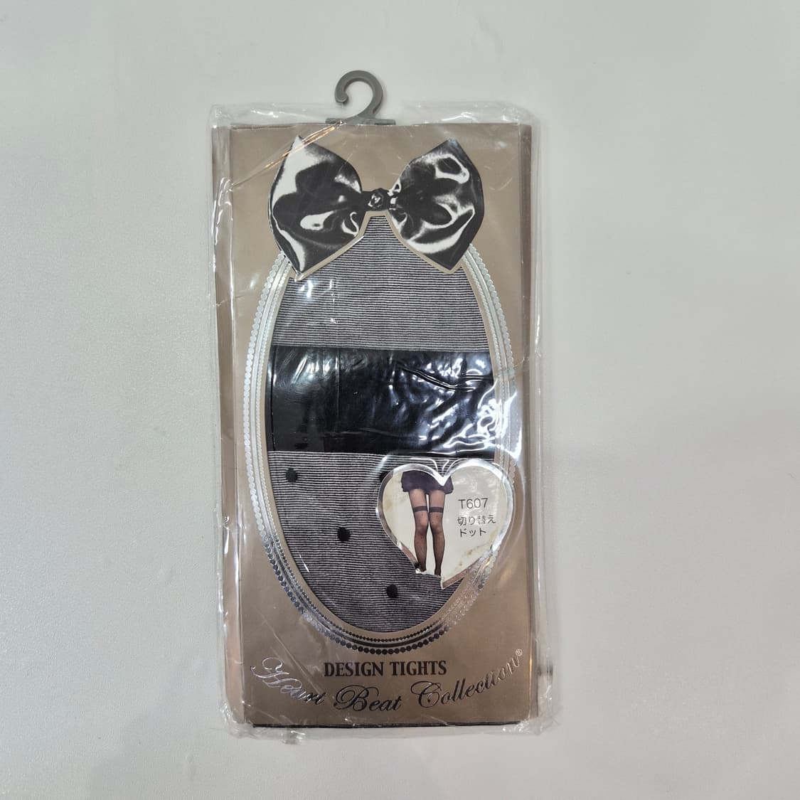 블랙 도트 망사 가터절개 팬티스타킹 상품이미지3