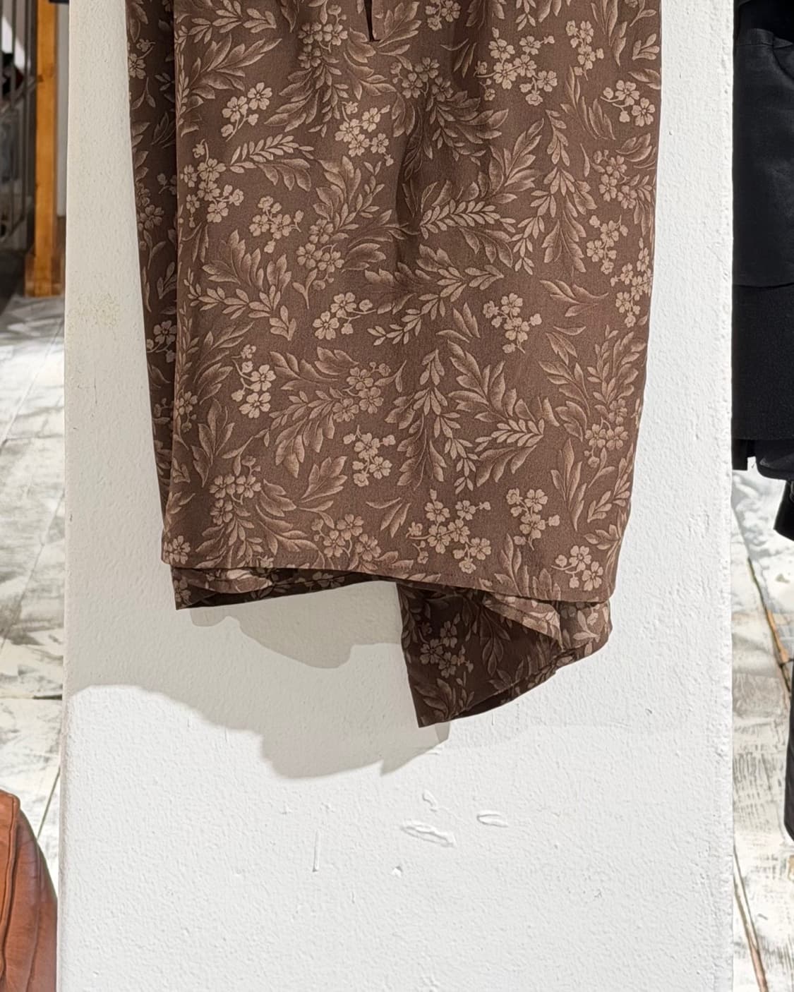 막스마라 브라운 플라워 패턴 롱 랩스커트 상품이미지3