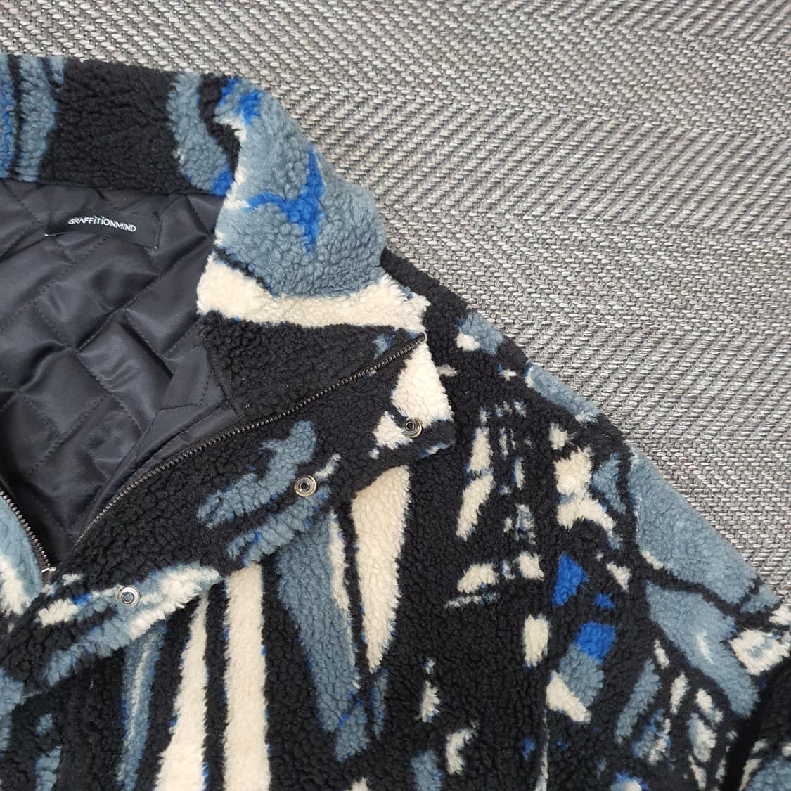 그래피디온마인드 누빔 후리스 집업자켓 남자105 상품이미지4