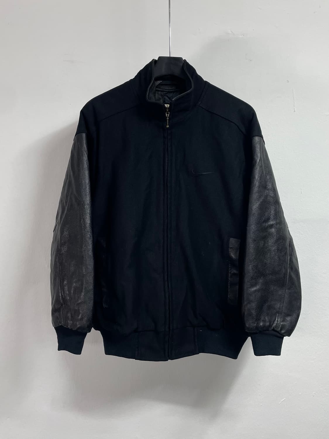 90s 나이키 리얼레더 빅로고 바시티자켓 (on.194) 상품이미지3