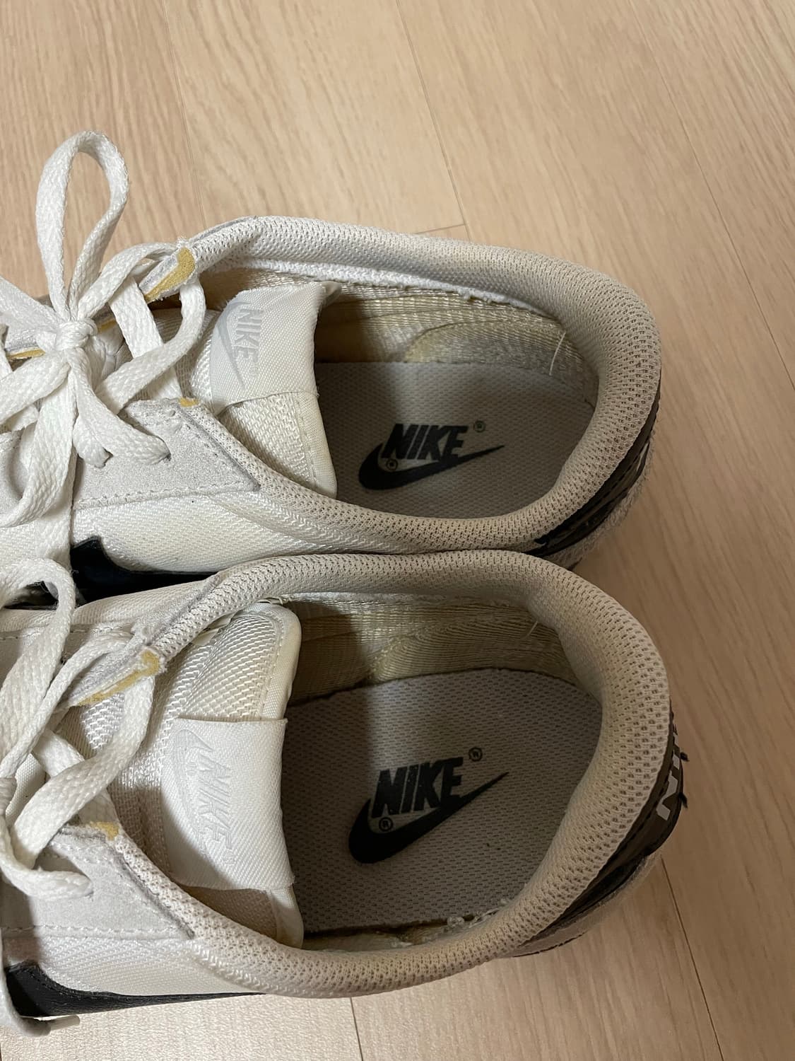 나이키 마크러너 흰검 상품이미지6