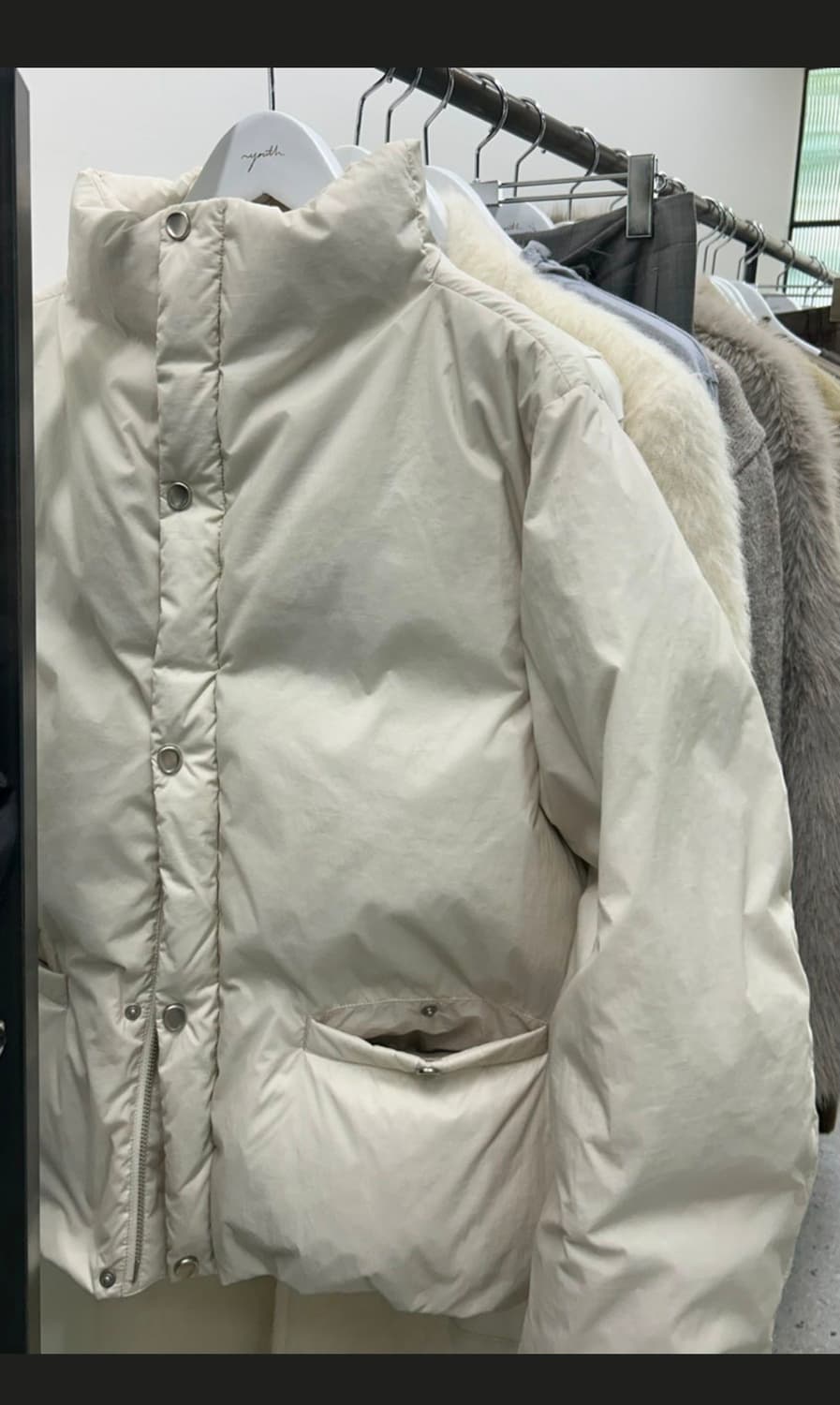 [샘플] Youth 패딩 상품이미지1