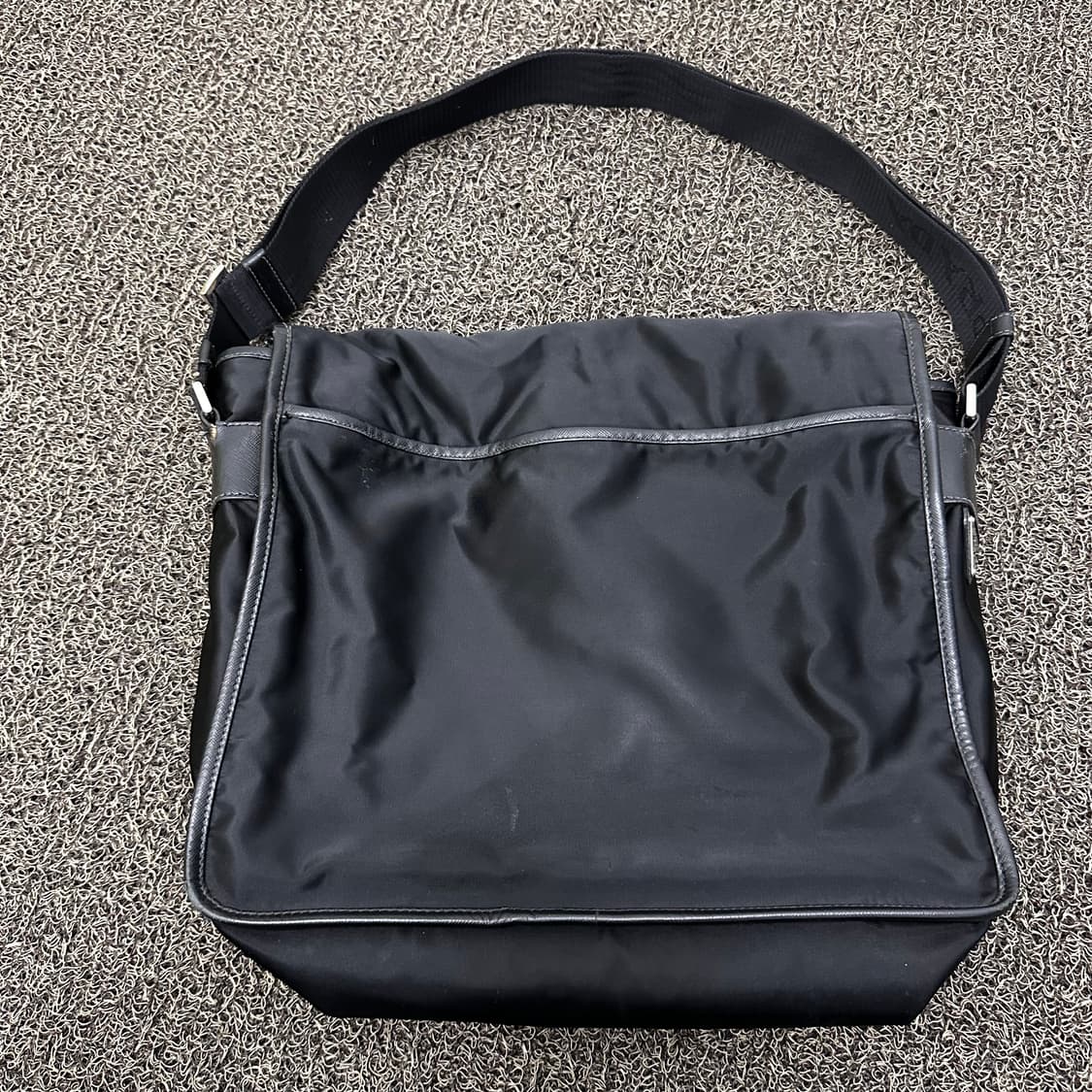 PRADA 프라다 메신저백 크로스백 가방 블랙 상품이미지7