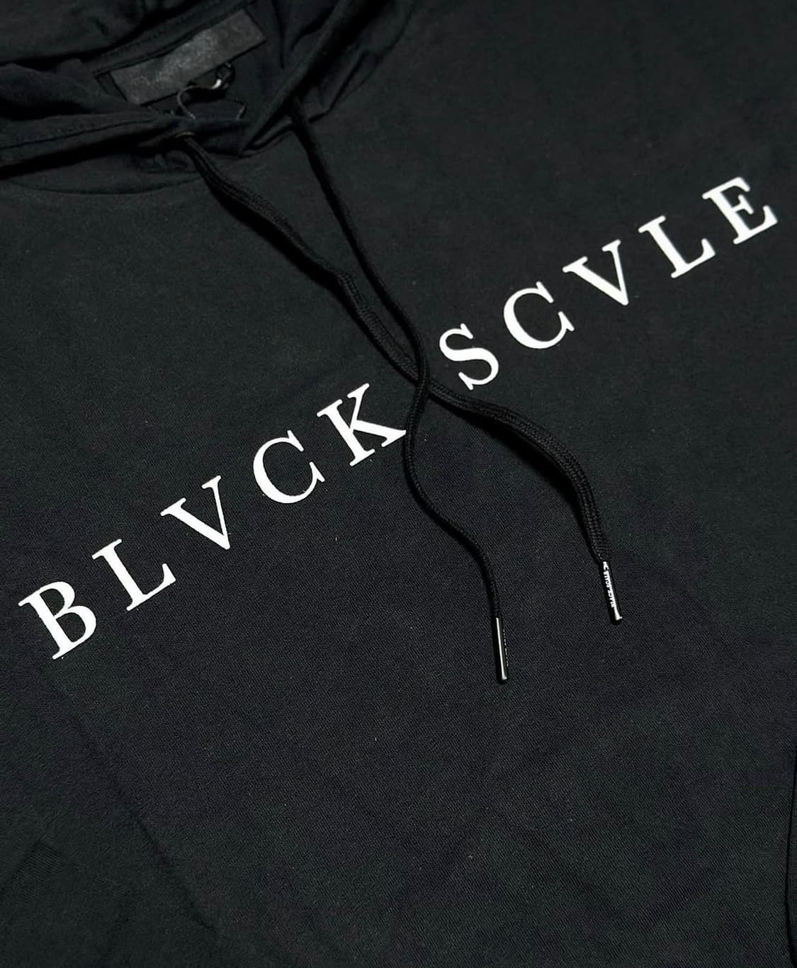 블랙스케일 검정 후드 상품이미지2