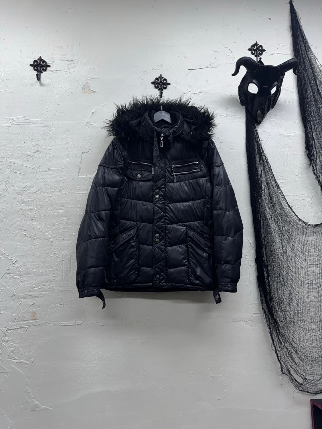 Crazy devil 00s trimming fur down jacket 상품이미지2