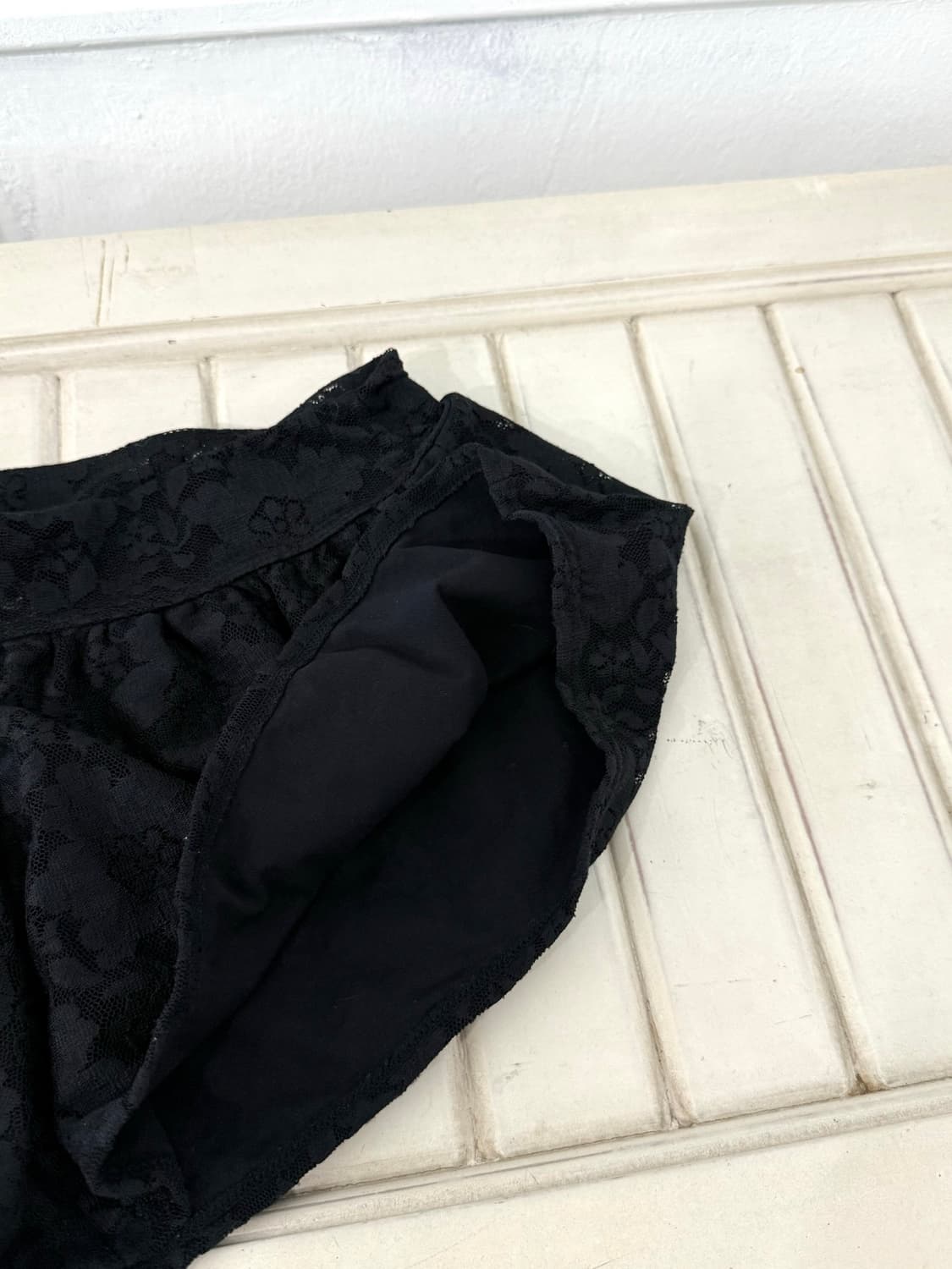 Black Floral Textured Mesh Shorts 상품이미지9