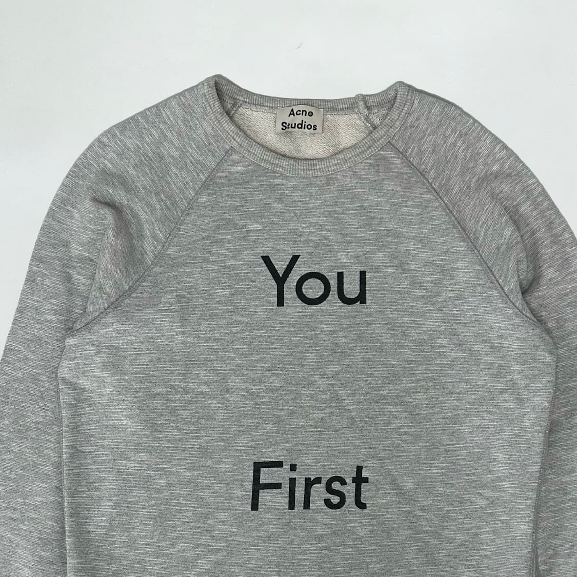 아크네 You First 맨투맨  상품이미지2