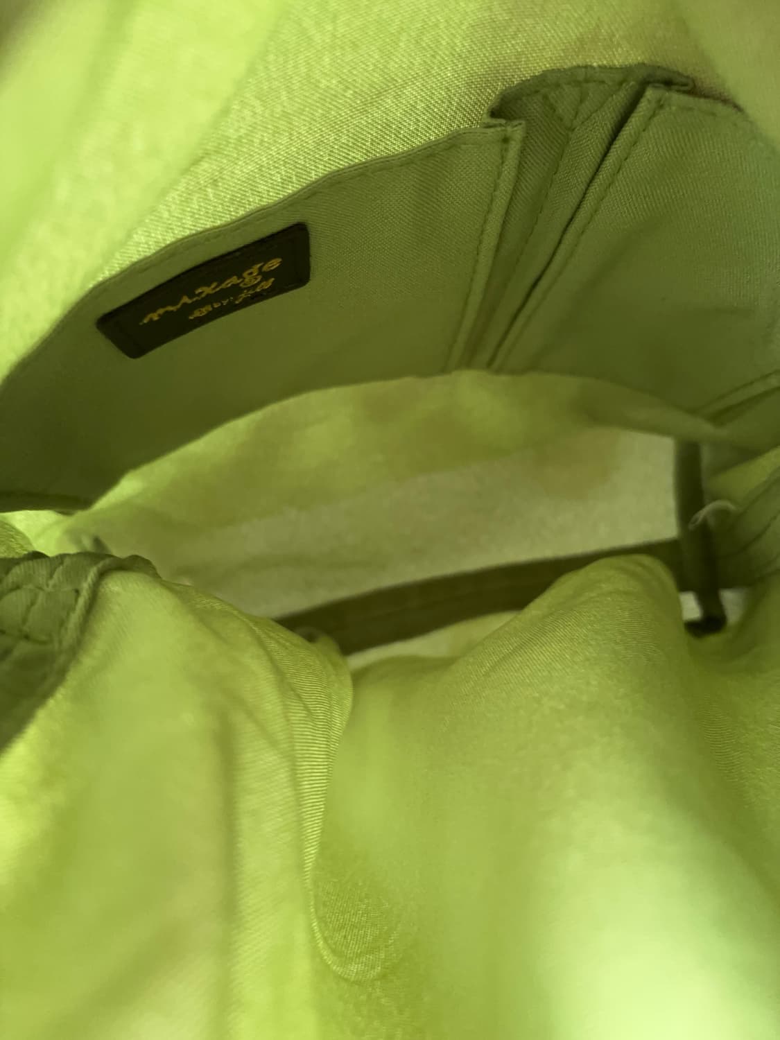 그린 보헤미안 코사지 니트 파우치 백 상품이미지7