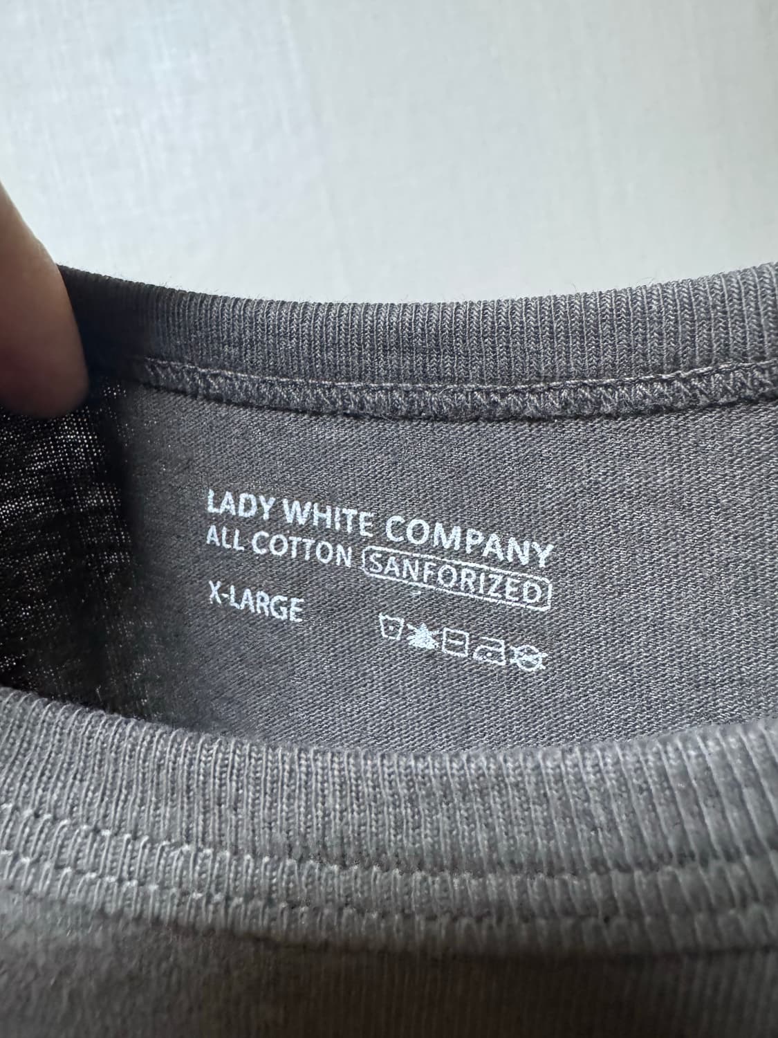 레이디화이트(ladywhiteco) 반팔 티셔츠 상품이미지2
