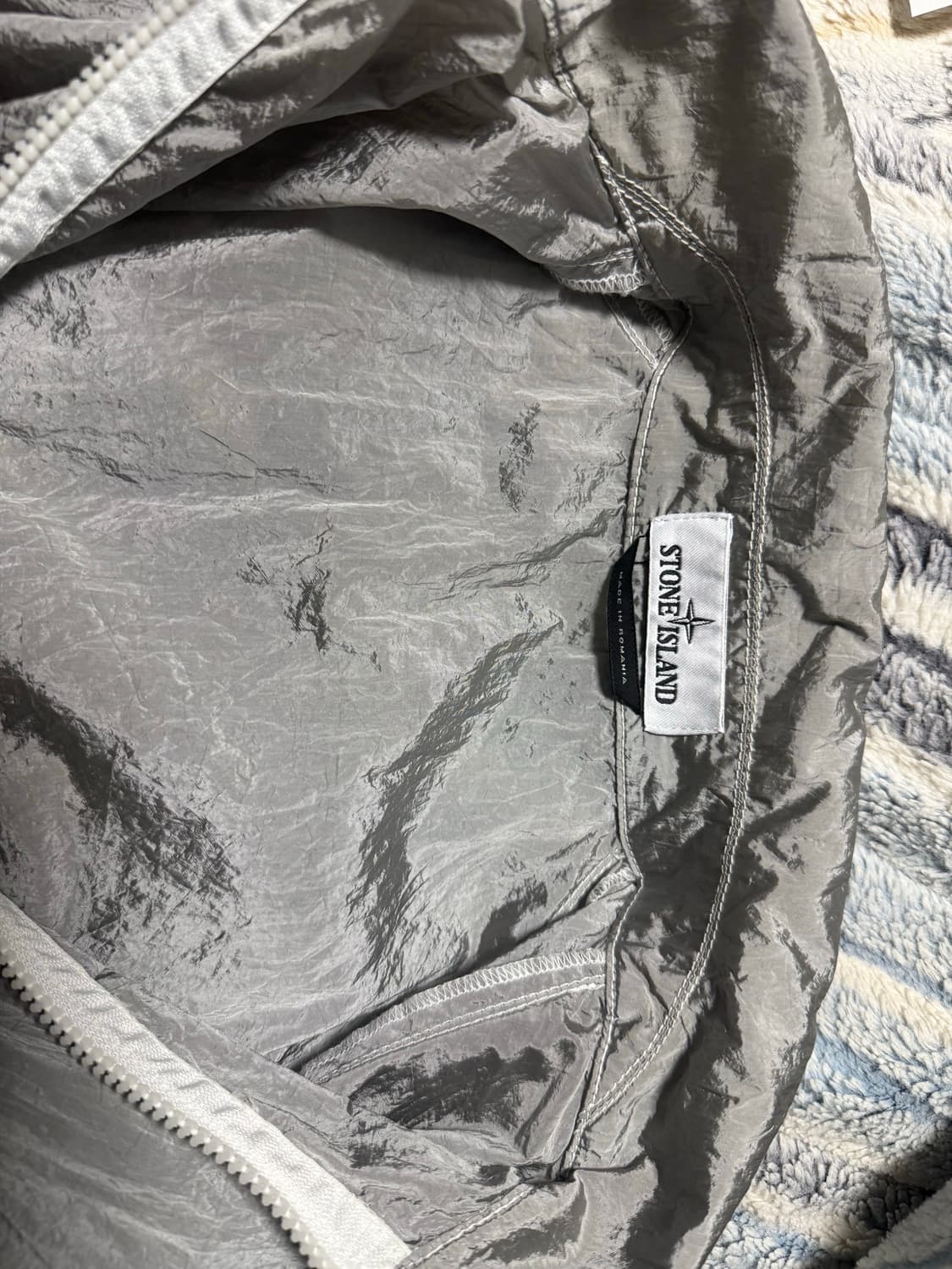 스톤아일랜드 22ss 나일론메탈 오버셔츠 아이스 XL 상품이미지1