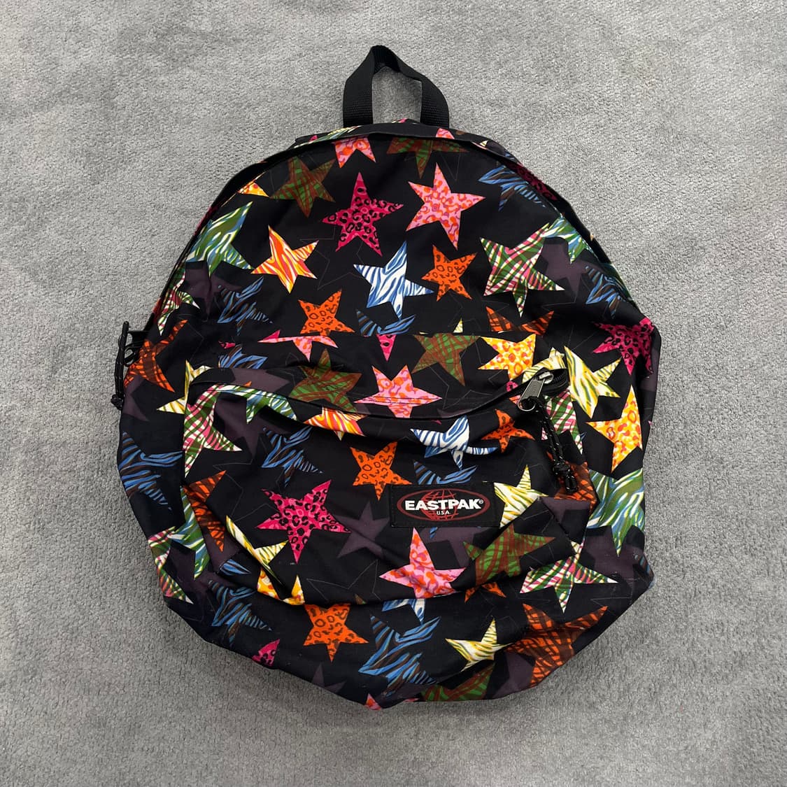 이스트팩 별 패턴 백팩 상품이미지1