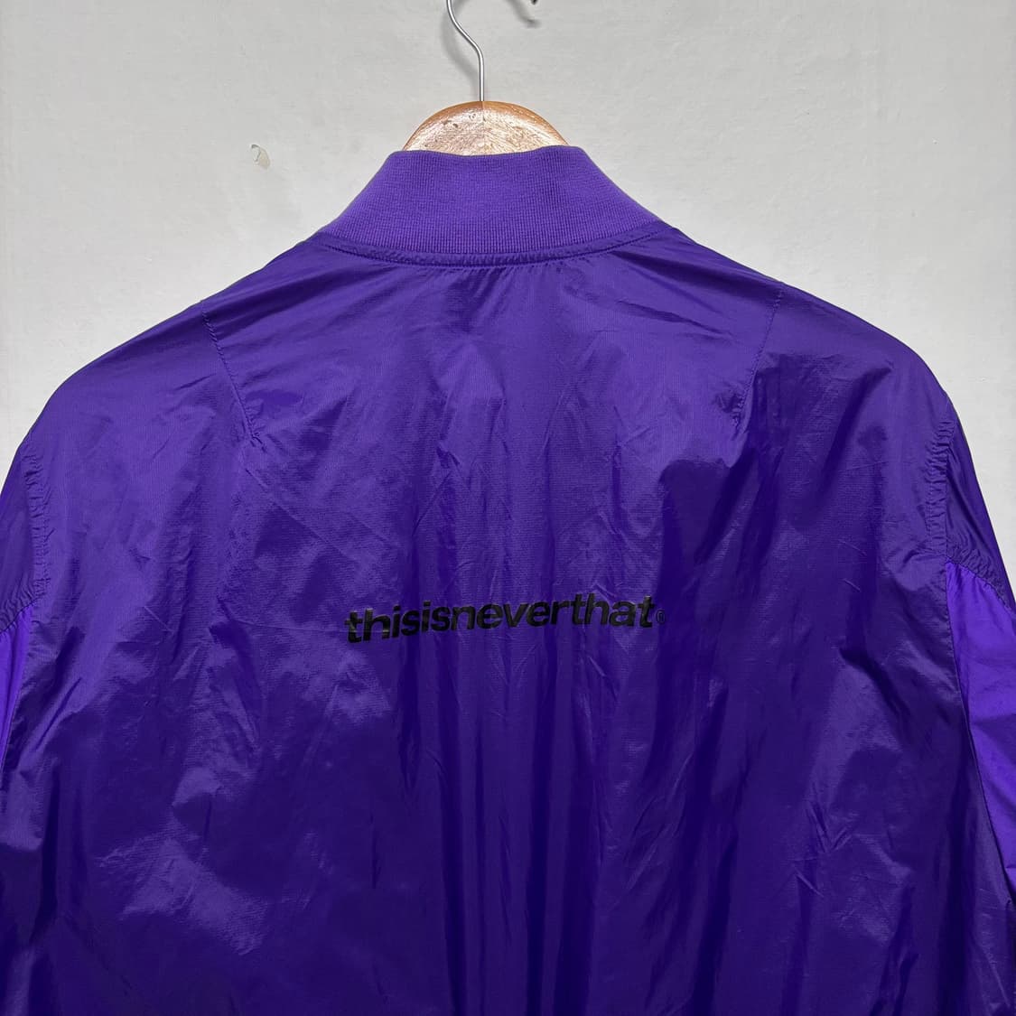 디스이즈네버댓 퍼플 봄버 자켓 상품이미지3