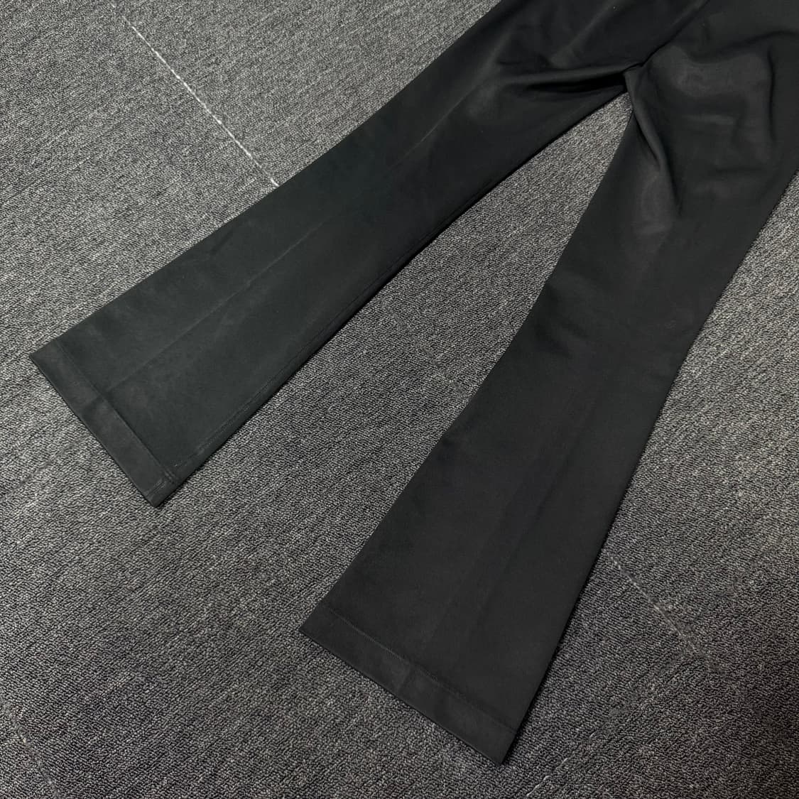 헬무트랭 밴딩 부츠컷 나일론 팬츠 상품이미지7