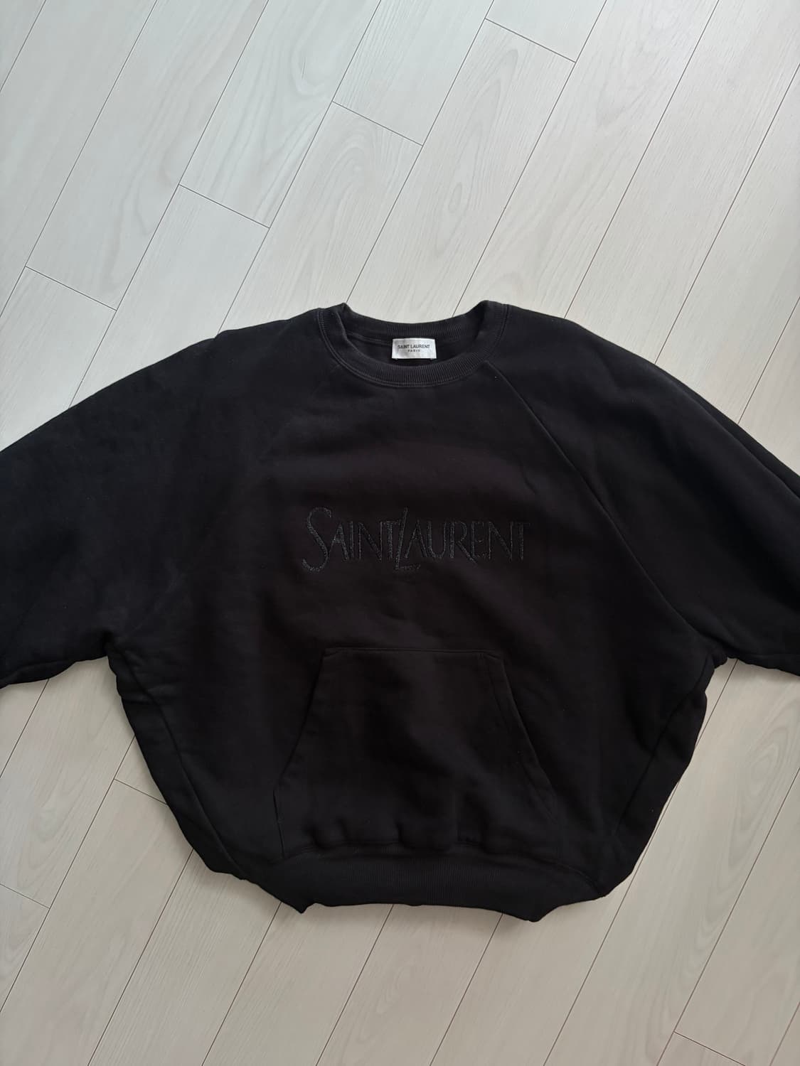 생로랑 맨투맨  상품이미지1