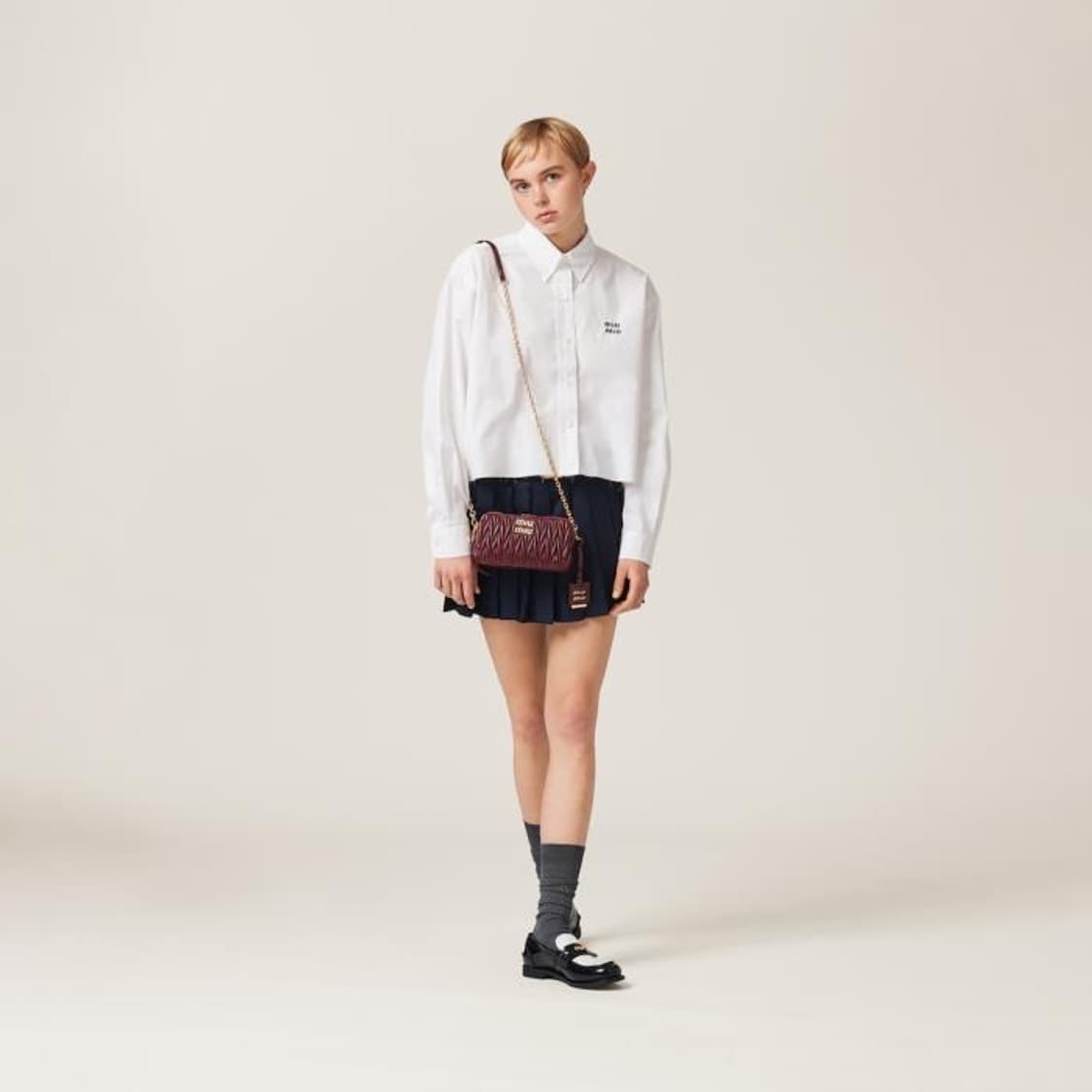 [새상품급 정품] 미우미우 마테라쎄 크로스백 상품이미지10