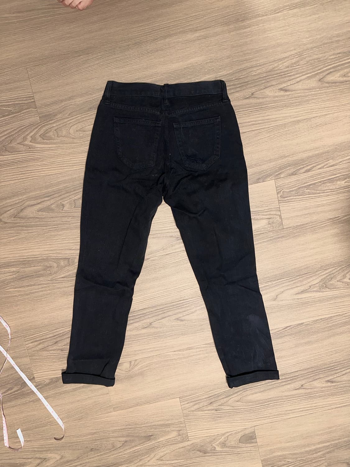 Gap 로우라이즈 일자핏 블랙데님팬츠 상품이미지2