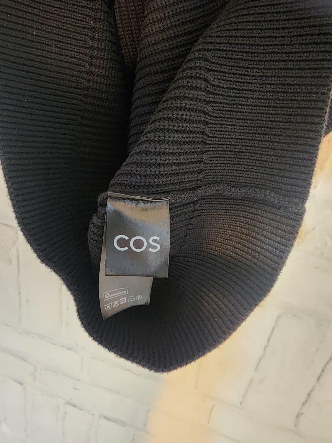COS 블랙 니트 조끼 베스트 상품이미지8
