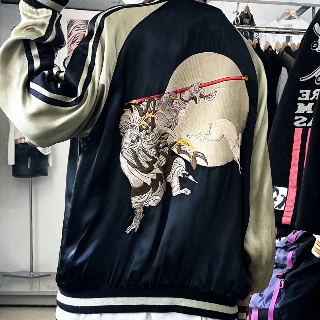 비상백려 츠키노 우사기 리버시블 사틴 수베니어 스카쟌 상품이미지1