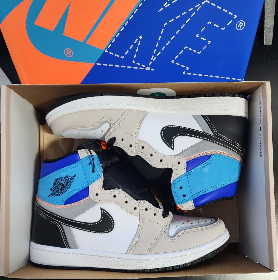 [255] 나이키 조던1 레트로 하이 OG 프로토타입 상품이미지1