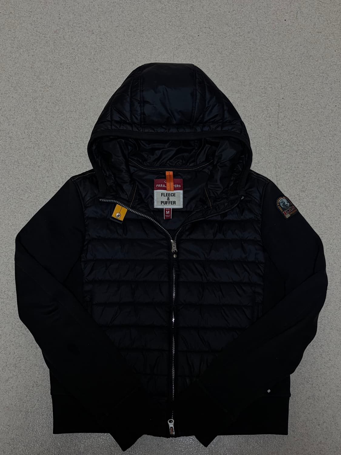 파라점퍼스 경량패딩 m {24년식} 상품이미지1