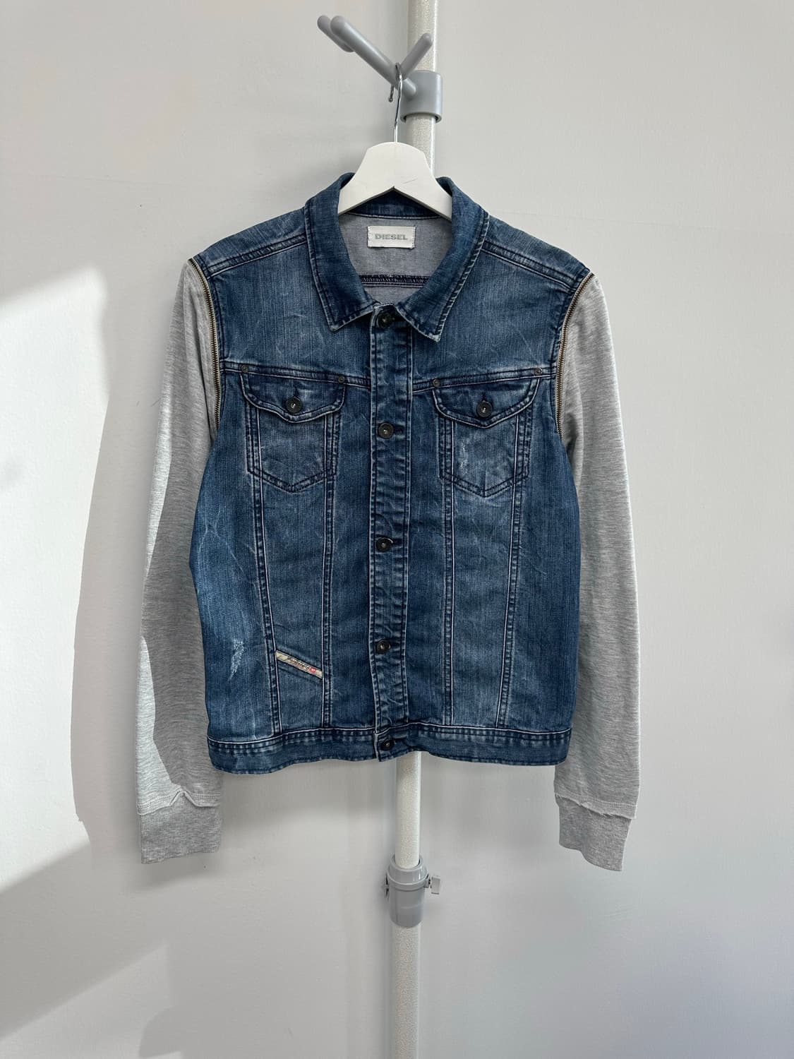디젤 투웨이 지퍼 워싱 데님 자켓 상품이미지3