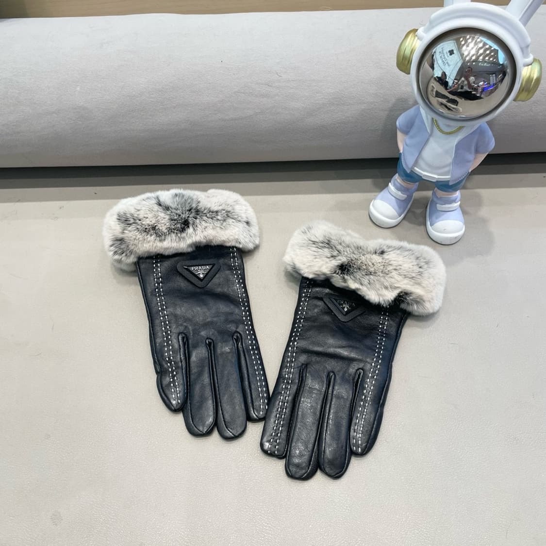 프라다 장갑 여성 기모
 상품이미지3