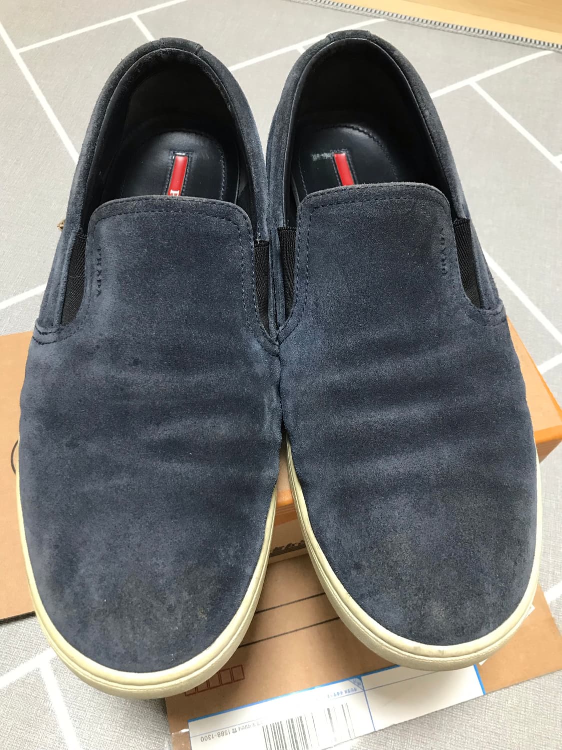 프라다 스니커즈 슬립온  상품이미지1