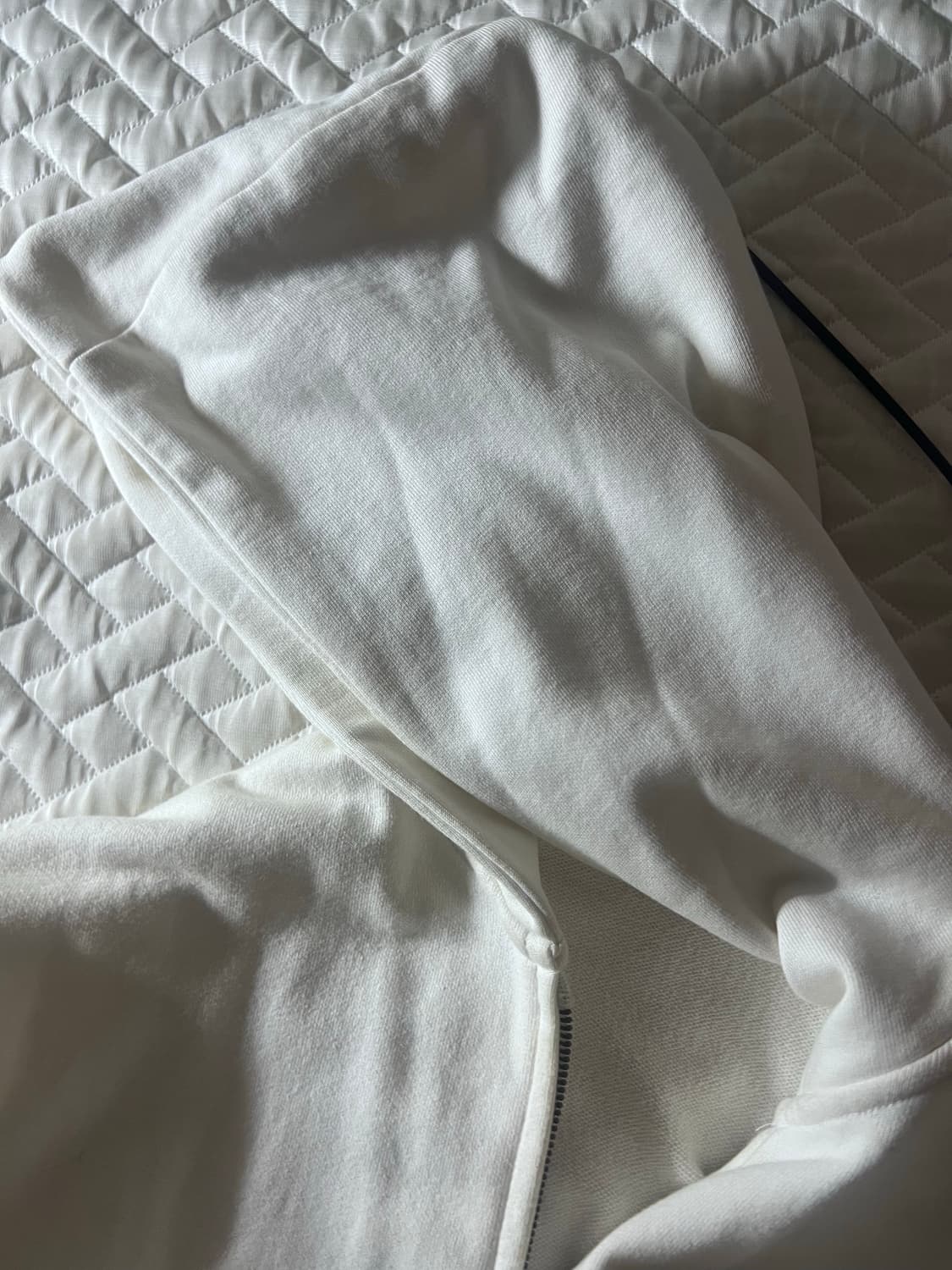 자라 크롭 흰색 후드집업 판매 상품이미지2