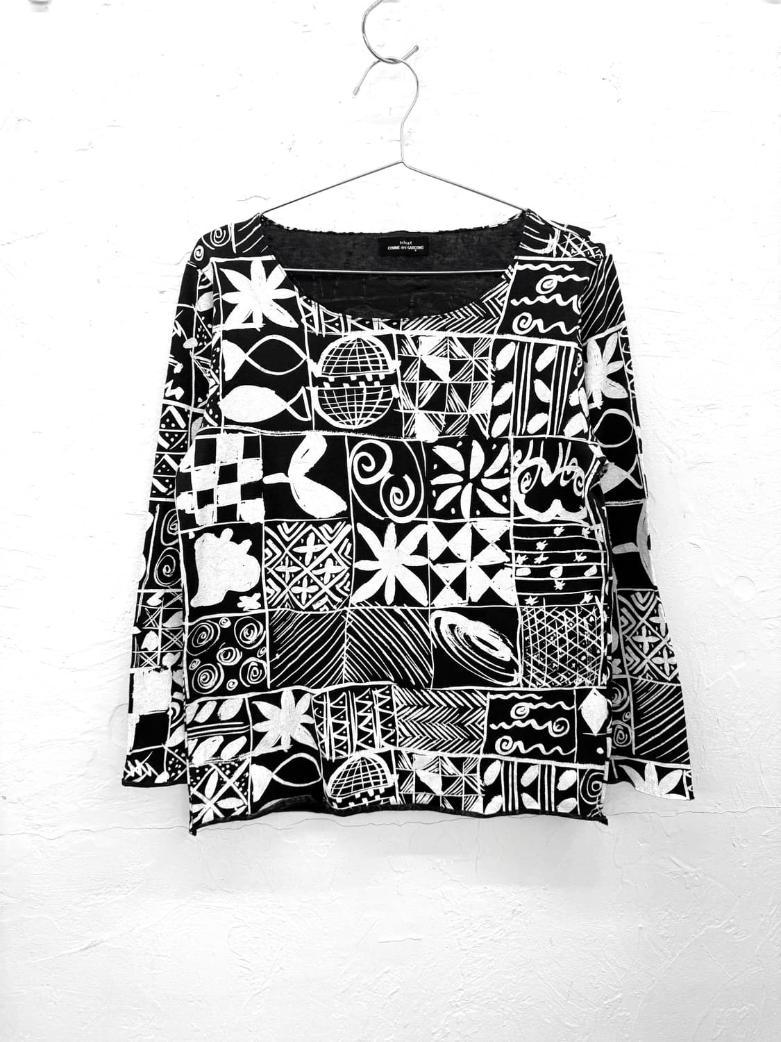 꼼데가르송 트리콧 그래픽 탑 상품이미지1