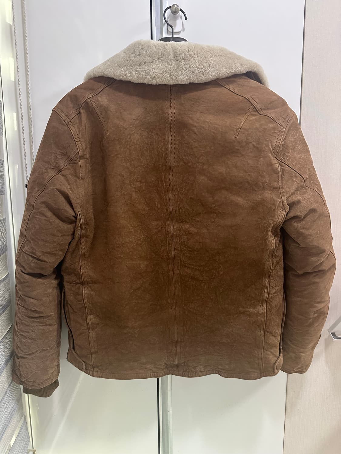 시리즈 라파예트 가죽 패딩 자켓 상품이미지3