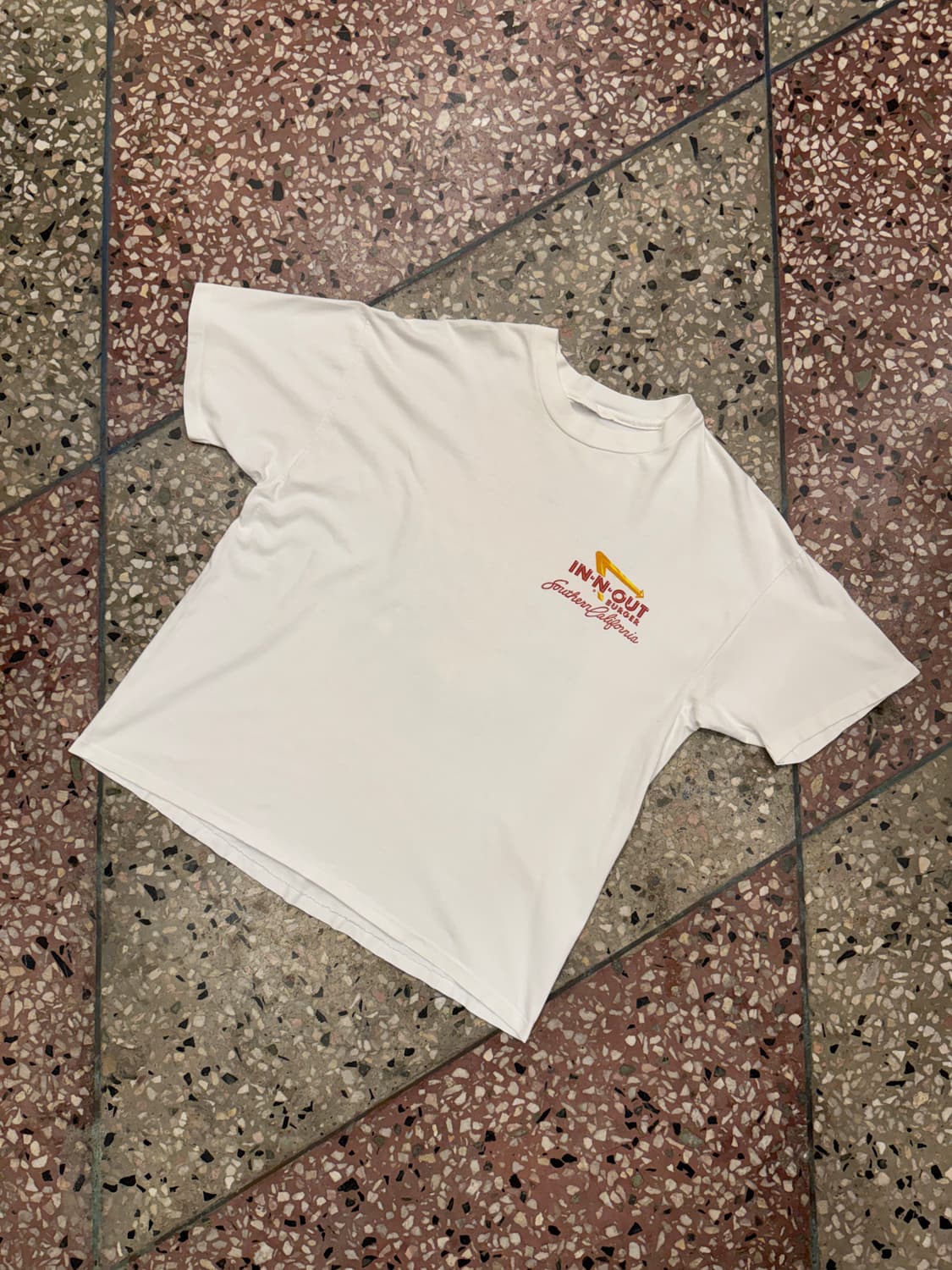 90s 인앤아웃 티셔츠 (XL) 상품이미지2
