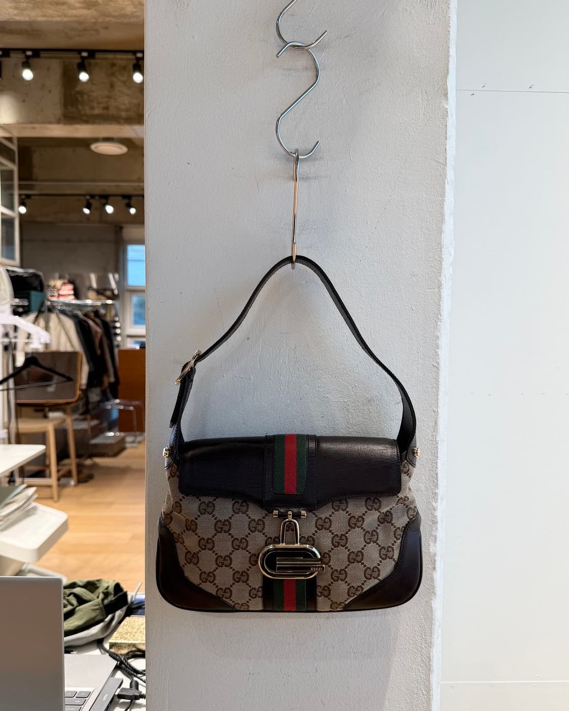 구찌 브라운 GG 재키 숄더백  상품이미지2