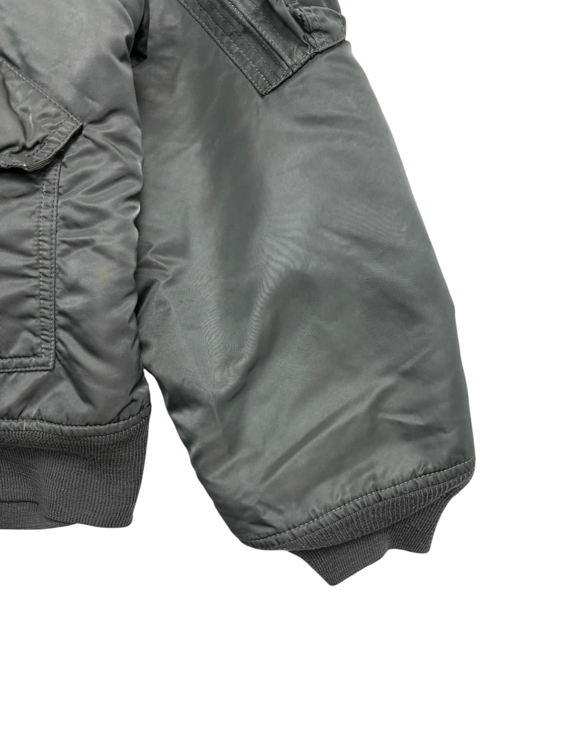 알파 인더스트리 CWU-45/P 항공 자켓 상품이미지2