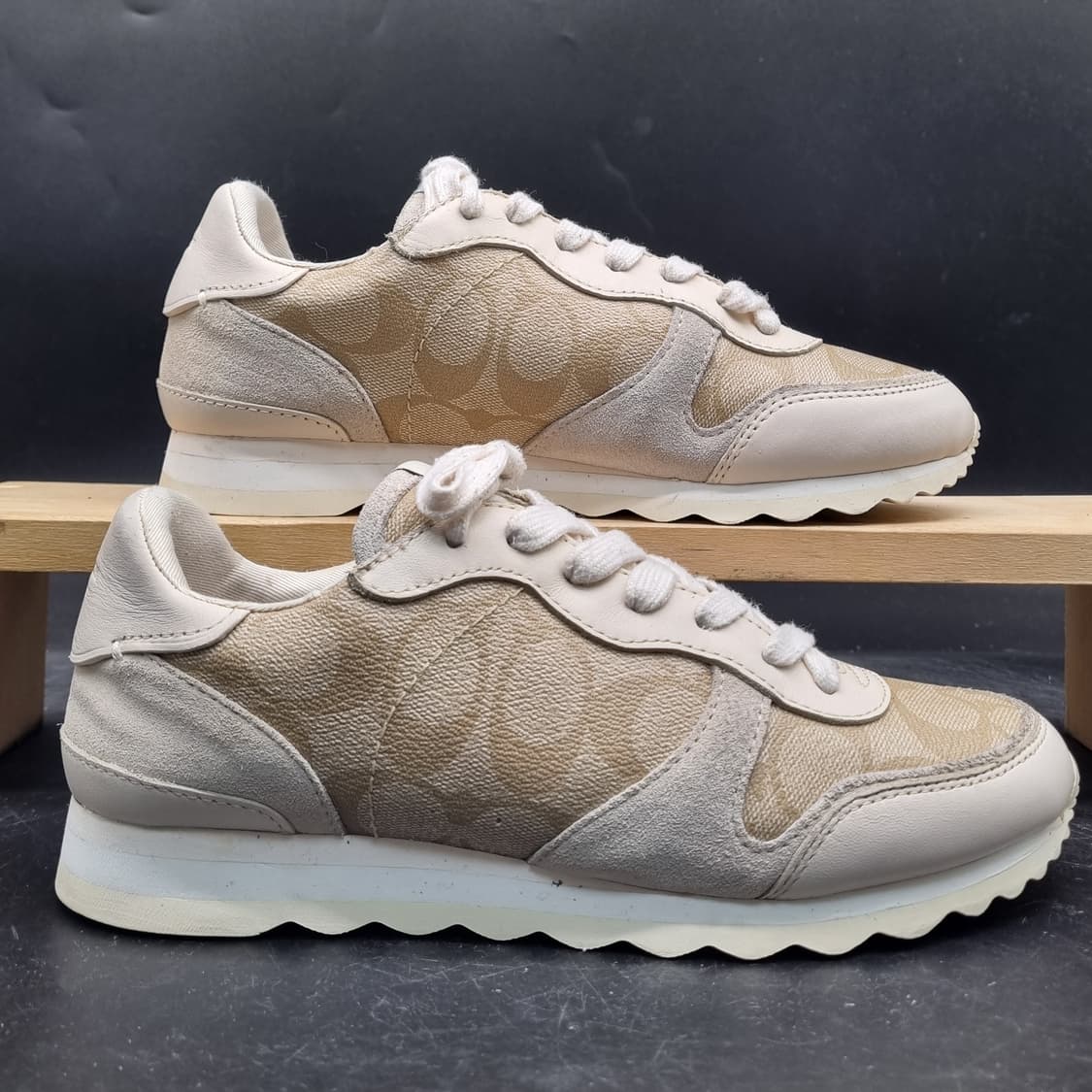 코치 C142 여성스니커즈240 상품이미지1