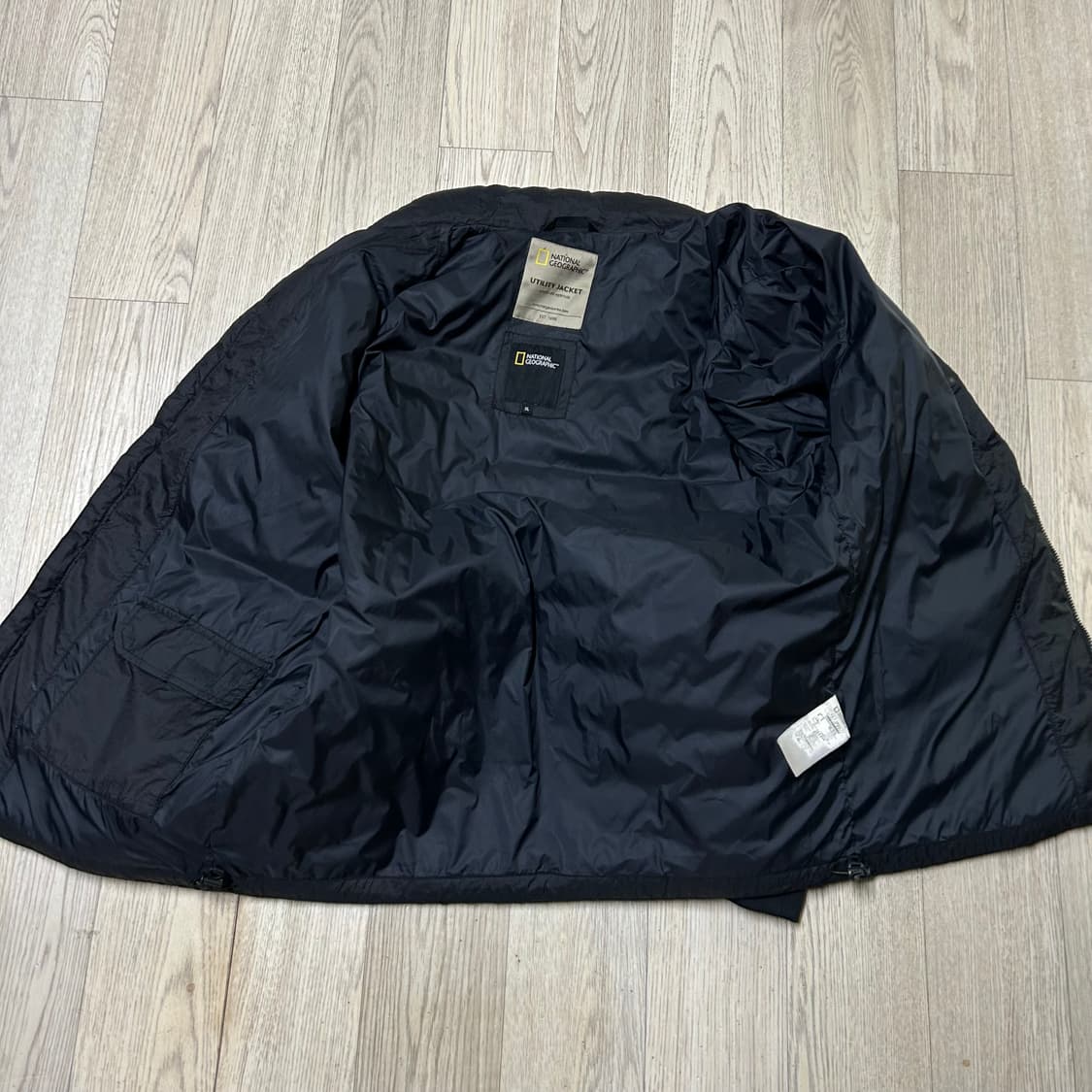 내셔널지오그래픽 구스다운 경량패딩 105 상품이미지4