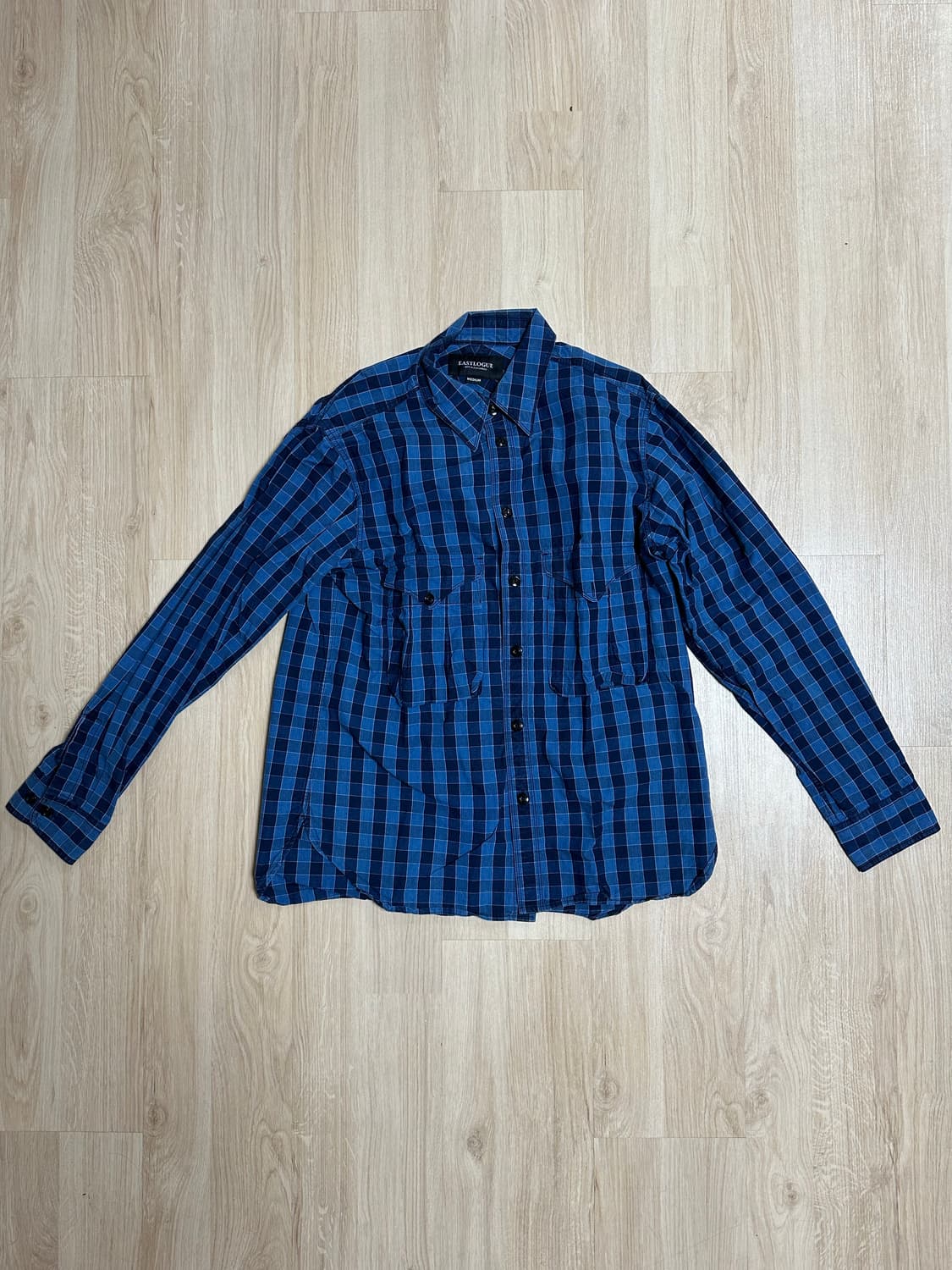 이스트로그 셔츠 상품이미지1