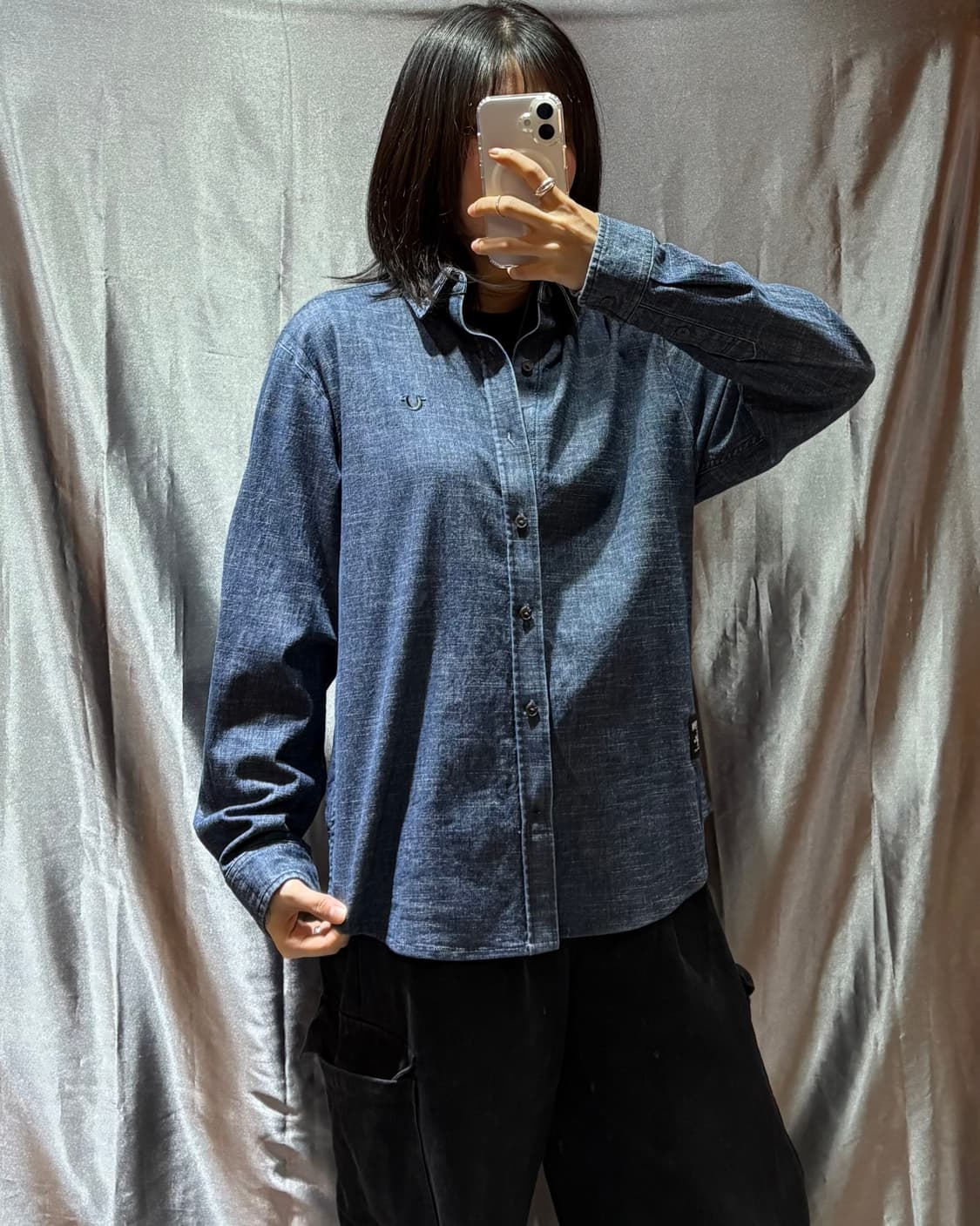 M 트루릴리전 심볼로고 생지 데님셔츠 상품이미지1