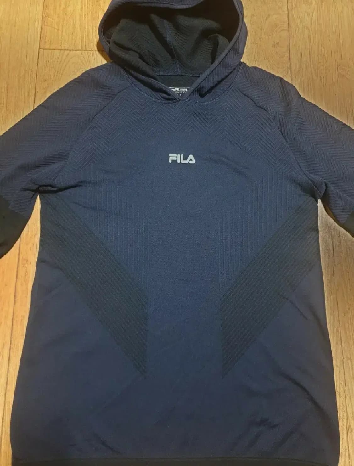 필라 후드티 95 사이즈입니다 상품이미지1