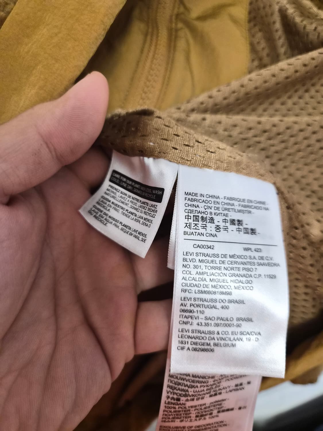 XL) 리바이스 브라운 쉐르파 플리스 자켓 팝니다 상품이미지4