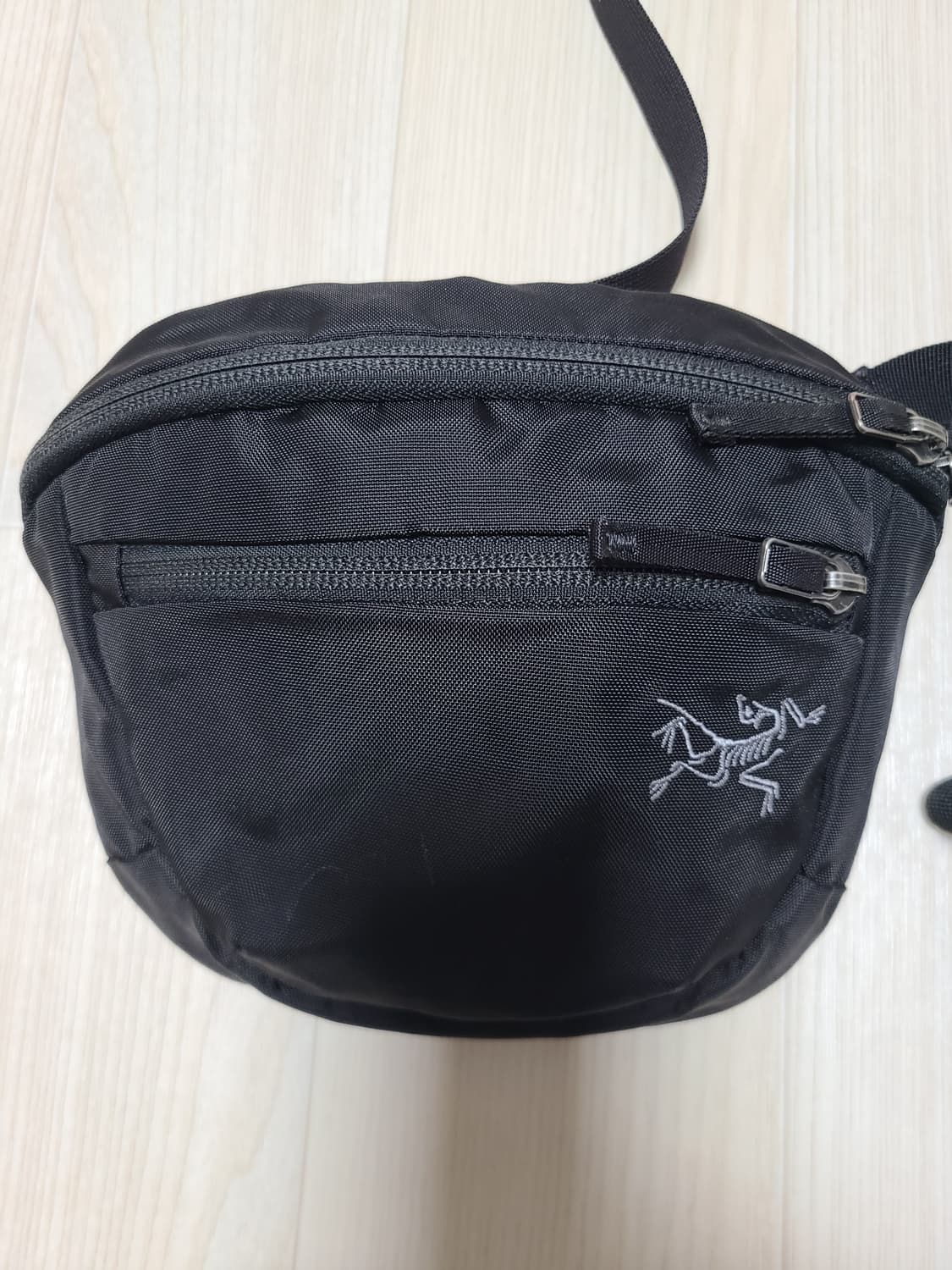 아크테릭스 맨티스1 블랙 구 디자인  상품이미지2