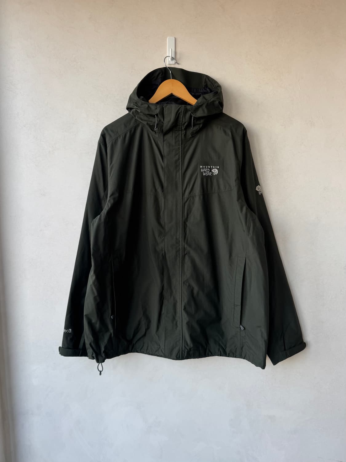 마운틴 히드웨어 자켓 상품이미지1