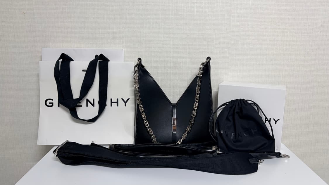 지방시 컷아웃 미니+정품 스트랩+파우치+쿠션 상품이미지1