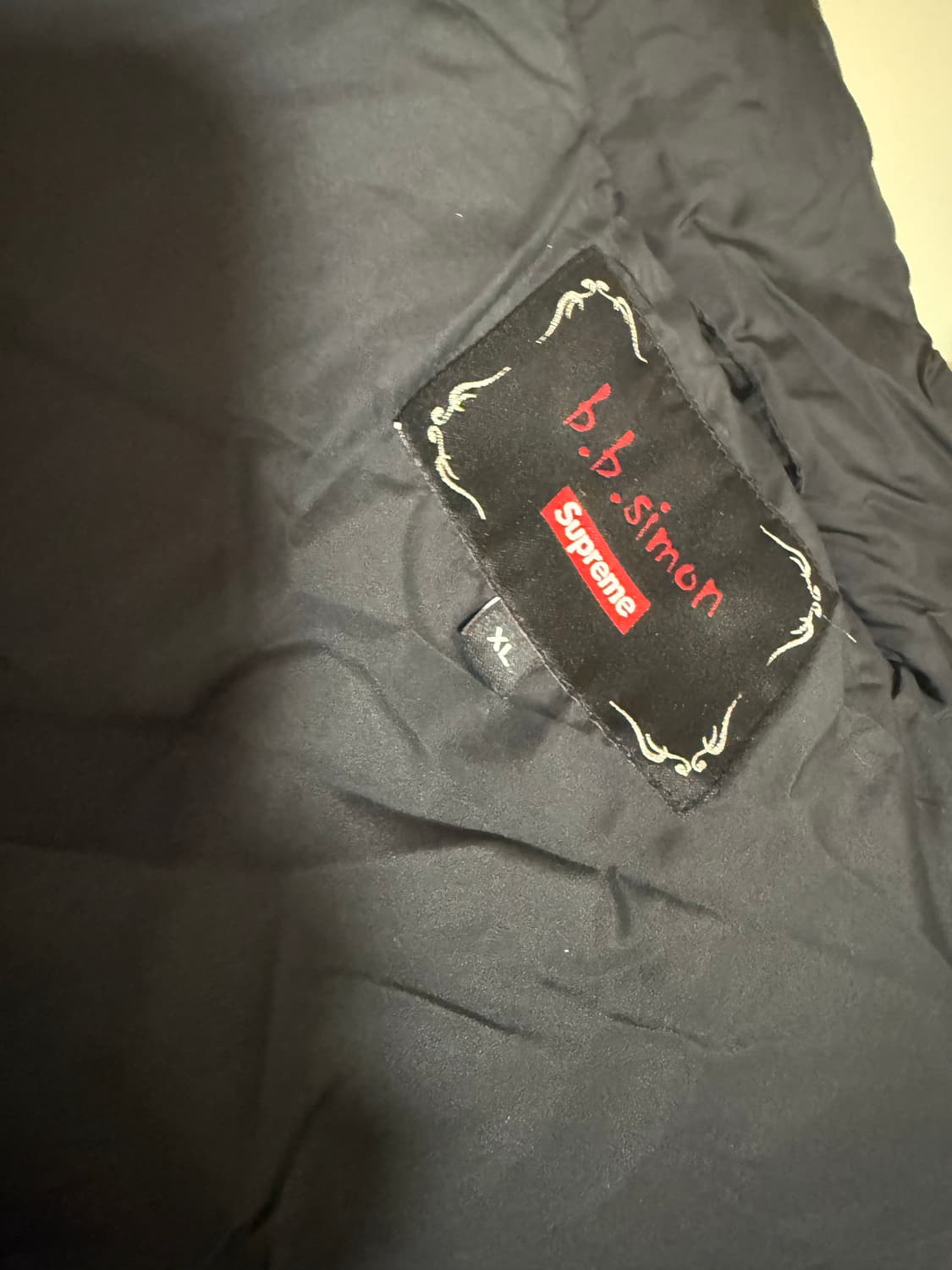 슈프림 x B.B. 사이먼 스터드 퍼퍼 자켓 블랙 - 22SS 상품이미지6