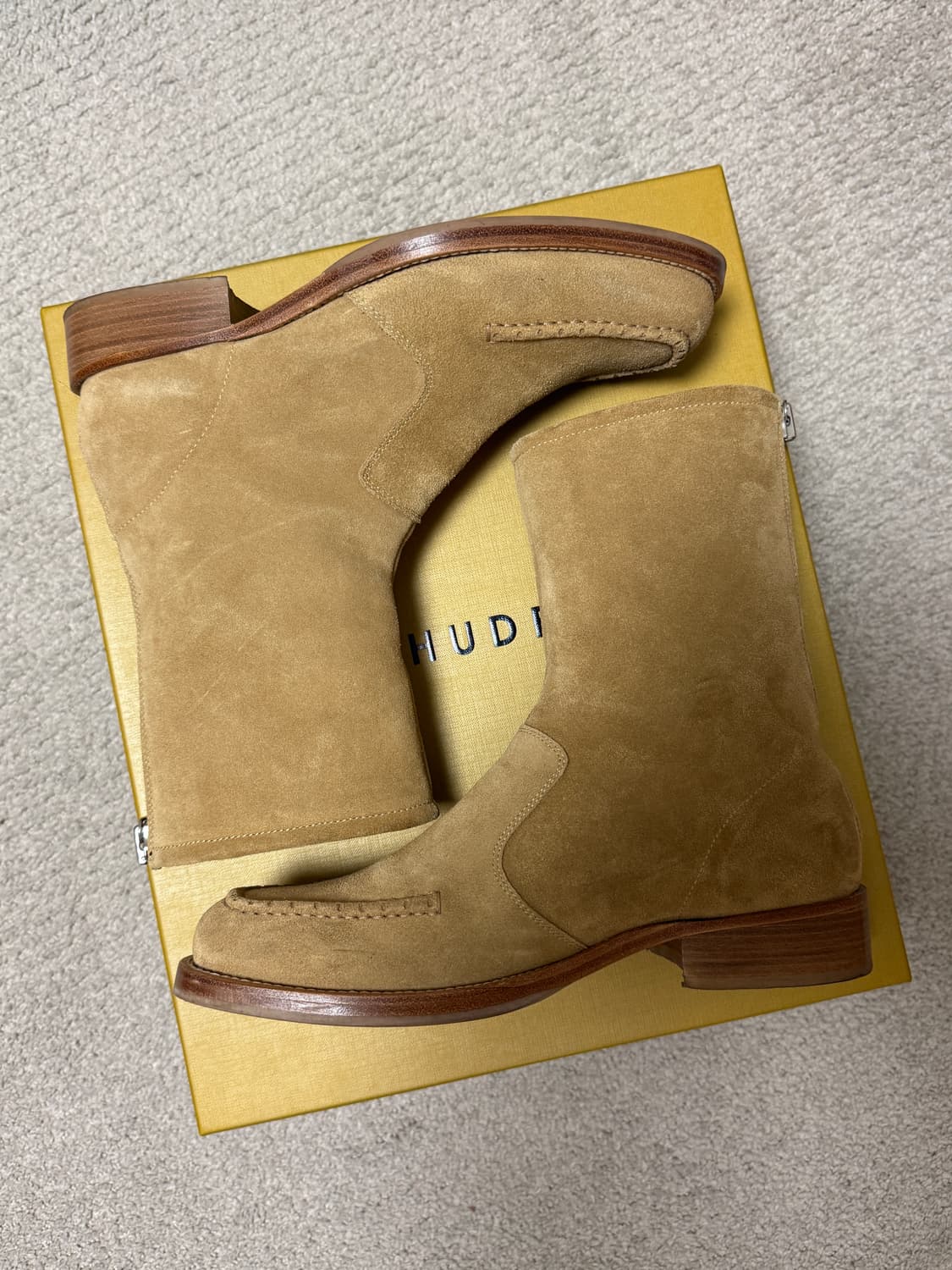 루드(RHUDE) 스웨이드 부츠 상품이미지1