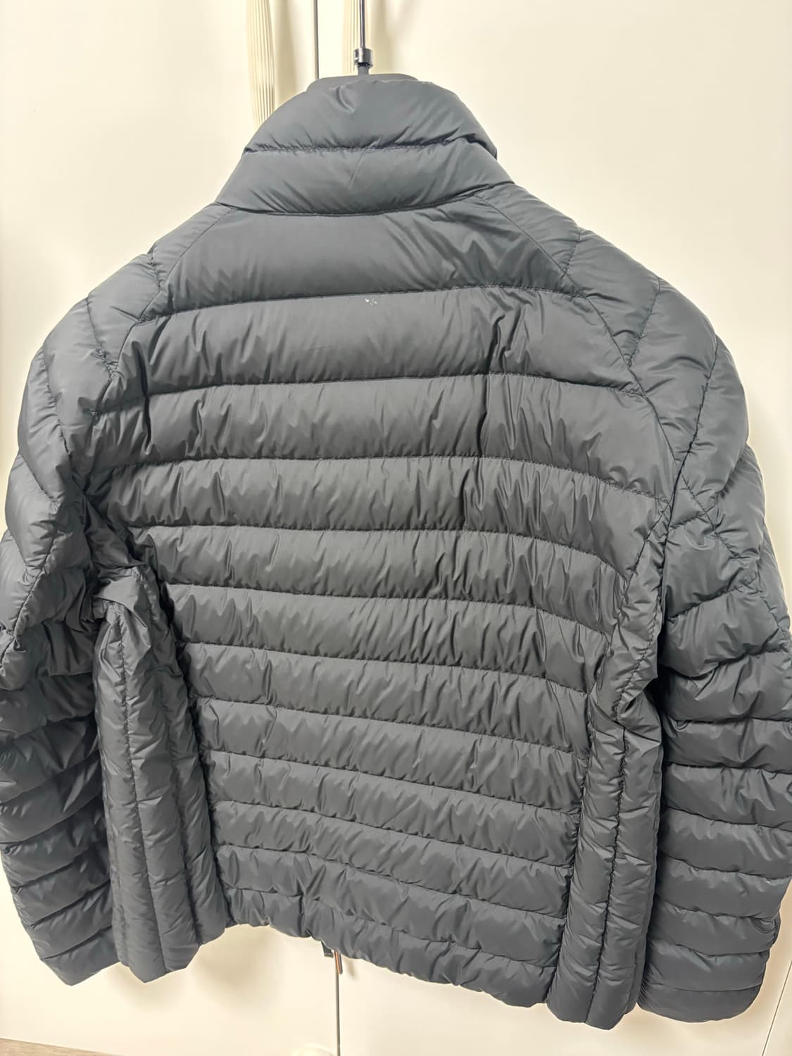 파라점퍼스 유고 경량 25FW L 상품이미지6