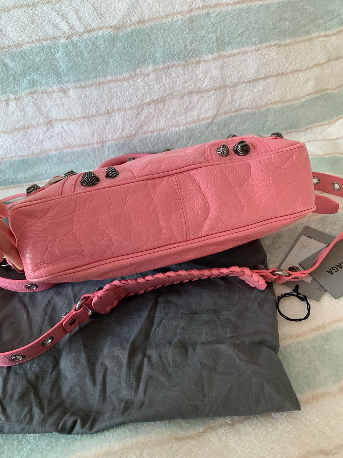 발렌시아가 모터백 네오카골 미디움  상품이미지6